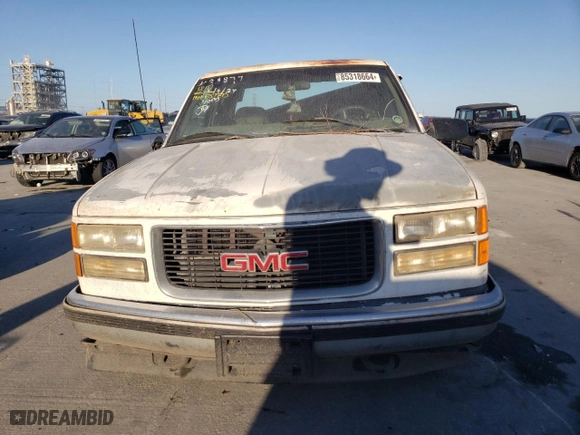 1998 GMC Sierra 1500 with VIN 2GTEC19R3W1521263, listed as a Copart auction lot 85318664 with 0 mi miles and Salvage Title. Bid and sale history available at carsss.com. Image 5.