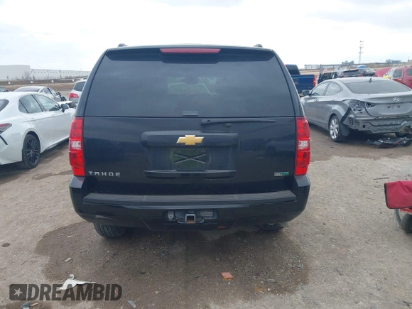 2012 Chevrolet Tahoe LS z VIN 1GNSCAE06CR177058, wystawiony jako IAAI lot #41168492 z przebiegiem 155 819 mil mil oraz . Historia ofert i sprzedaży dostępna na DreamBid. Obrazek 16.