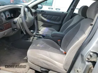 2001 Dodge Stratus z VIN 1B3EJ46U61N522786, wystawiony jako Copart lot #55478205 z przebiegiem 88 051 mil mil oraz Szkody całkowita. Historia ofert i sprzedaży dostępna na DreamBid. Obrazek 7.