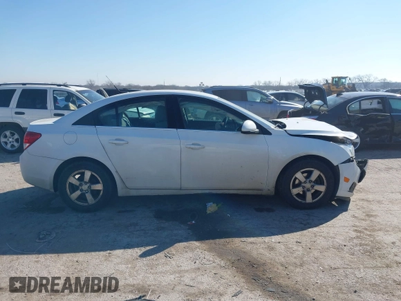 2014 Chevrolet Cruze 1LT with VIN 1G1PC5SB6E7161106, listed as a IAAI auction lot 41655726 with 118,161 mi miles and . Bid and sale history available at DreamBid. Image 14.