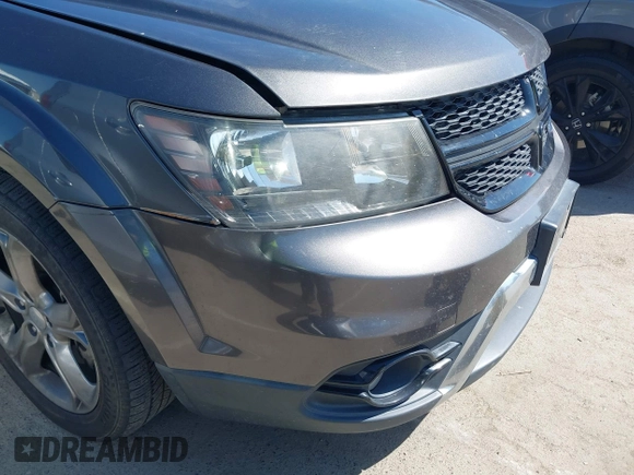 2017 Dodge Journey Crossroad Plus z VIN 3C4PDDGG3HT560915, wystawiony jako IAAI lot #42483896 z przebiegiem 130 588 mil mil oraz . Historia ofert i sprzedaży dostępna na DreamBid. Obrazek 6.
