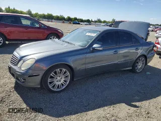 2008 Mercedes-Benz E 350 Luxury z VIN WDBUF56X18B228816, wystawiony jako Copart lot #56768675 z przebiegiem 148 521 mil mil oraz Czysty tytuł • Clean title. Historia ofert i sprzedaży dostępna na DreamBid. Obrazek 1.