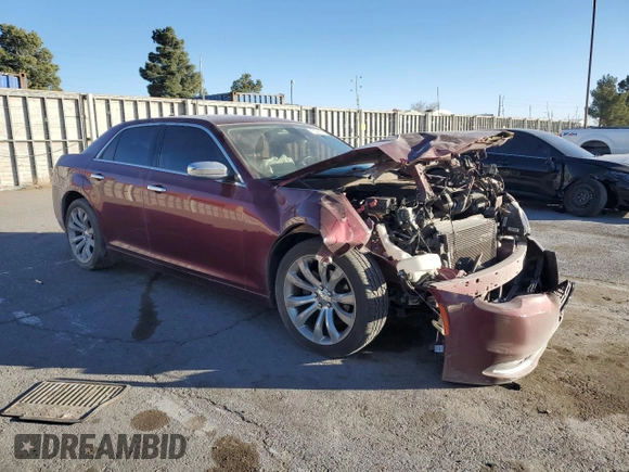 2019 Chrysler 300 Limited with VIN 2C3CCAEG1KH555770, listed as a Copart auction lot 85336674 with 72,260 mi miles and Salvage Title. Bid and sale history available at DreamBid. Image 4.