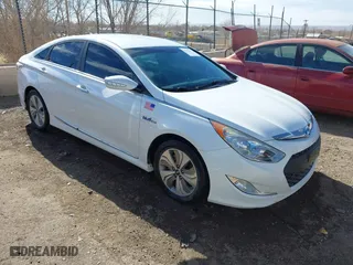 2015 Hyundai Sonata Hybrid Limited with VIN KMHEC4A46FA128232, listed as a IAAI auction lot 41479582 with 158,194 mi miles. Bid and sale history available at carsss.com. Image 1.