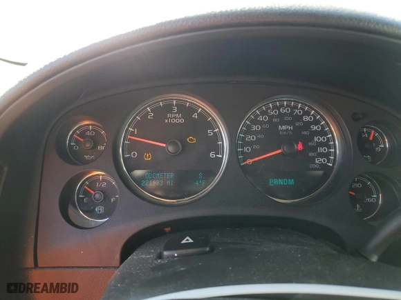 2010 Chevrolet Avalanche LT with VIN 3GNVKFE08AG174253, listed as a Copart auction lot 46571525 with 221,983 mi miles and Clean Title. Bid and sale history available at carsss.com. Image 9.