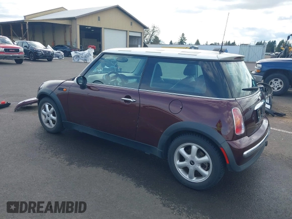 2003 MINI Hardtop with VIN WMWRC33493TC45557, listed as a IAAI auction lot 41868476 with 114,848 mi miles and . Bid and sale history available at DreamBid. Image 3.
