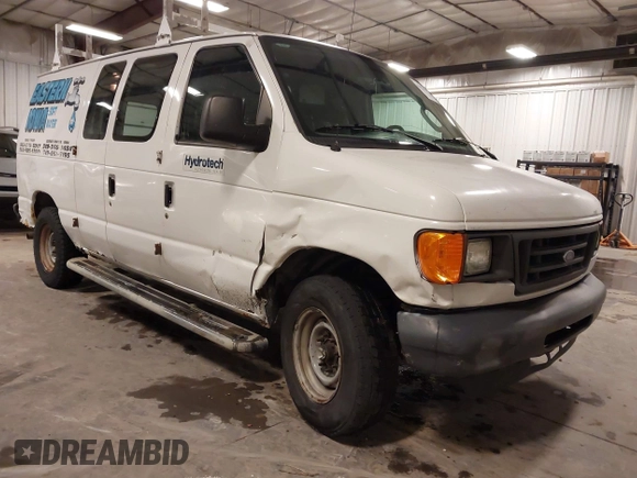 2006 Ford Econoline Cargo with VIN 1FTNE24W56DA13331, listed as a IAAI auction lot 41822424 with 370,496 mi miles and . Bid and sale history available at DreamBid. Image 1.