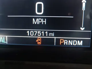 2016 Chevrolet Tahoe LTZ z VIN 1GNSKCKC3GR112445, wystawiony jako IAAI lot #42312996 z przebiegiem 107 511 mil mil oraz . Historia ofert i sprzedaży dostępna na DreamBid. Obrazek 15.