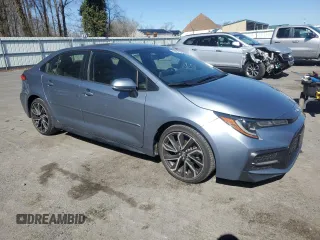 2020 Toyota Corolla SE with VIN JTDS4RCE0LJ001852, listed as a Copart auction lot 50583125 with 68,421 mi miles and Salvage Title. Bid and sale history available at DreamBid. Image 4.