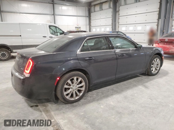 2016 Chrysler 300 Limited with VIN 2C3CCARG2GH248769, listed as a Copart auction lot 43254505 with 89,515 mi miles and Salvage Title. Bid and sale history available at DreamBid. Image 3.