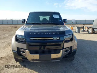 2023 Land Rover Defender X z VIN SALEX7EU1P2148879, wystawiony jako IAAI lot #41770581 z przebiegiem 32 831 mil mil oraz . Historia ofert i sprzedaży dostępna na DreamBid. Obrazek 13.