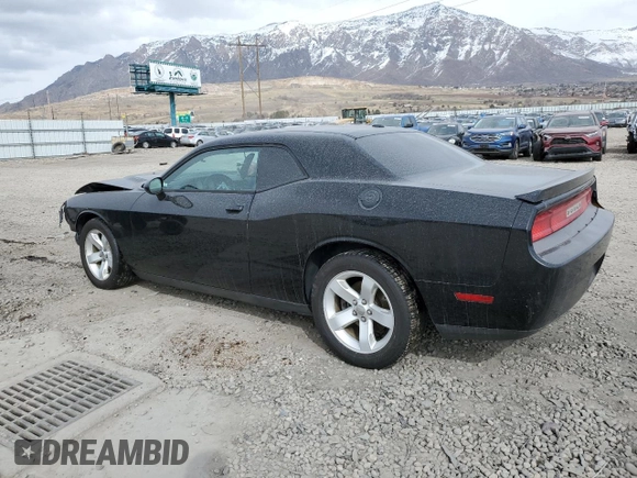 2014 Dodge Challenger R/T z VIN 2C3CDYBT4EH186379, wystawiony jako Copart lot #47617805 z przebiegiem 131 131 mil mil oraz Szkoda całkowita • Salvage title. Historia ofert i sprzedaży dostępna na DreamBid. Obrazek 2.
