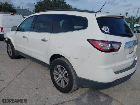 2015 Chevrolet Traverse LT with VIN 1GNKRGKD1FJ329260, listed as a IAAI auction lot 40332179 with 1 mi miles. Bid and sale history available at carsss.com. Image 3.