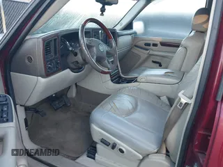 2005 Cadillac Escalade z VIN 1GYEC63T45R130737, wystawiony jako IAAI lot #41668213 z przebiegiem 242 755 mil mil oraz . Historia ofert i sprzedaży dostępna na DreamBid. Obrazek 5.