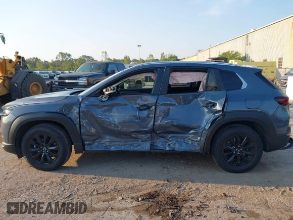 2023 Mazda CX-50 S Preferred Plus z VIN 7MMVABCM4PN105733, wystawiony jako IAAI lot #40323456 z przebiegiem 24 226 mil mil oraz . Historia ofert i sprzedaży dostępna na DreamBid. Obrazek 14.