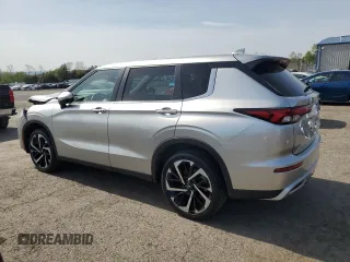 2023 Mitsubishi Outlander SE z VIN JA4J4UA8XPZ030868, wystawiony jako Copart lot #54826715 z przebiegiem 48 777 mil mil oraz Szkoda całkowita • Salvage title. Historia ofert i sprzedaży dostępna na DreamBid. Obrazek 2.