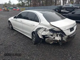 2015 Mercedes-Benz C-Class C 400 with VIN 55SWF6GB9FU011462, listed as a IAAI auction lot 41649304 with 123,915 mi miles. Bid and sale history available at carsss.com. Image 3.