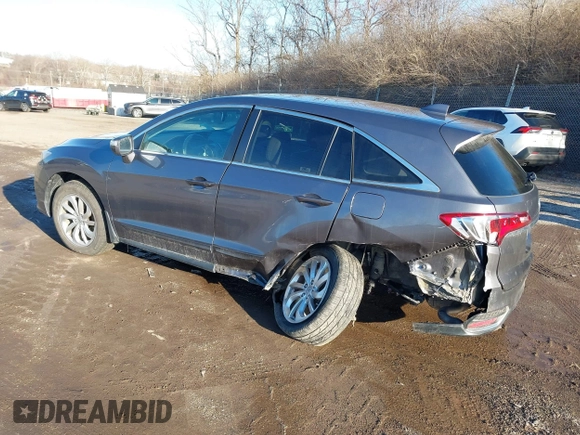 2018 Acura RDX w/Technology Pkg with VIN 5J8TB4H51JL025425, listed as a IAAI auction lot 41587350 with 114,212 mi miles. Bid and sale history available at carsss.com. Image 3.
