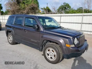 2015 Jeep Patriot Sport z VIN 1C4NJPBBXFD204557, wystawiony jako Copart lot #59544745 z przebiegiem 136 158 mil mil oraz Czysty tytuł • Clean title. Historia ofert i sprzedaży dostępna na DreamBid. Obrazek 4.