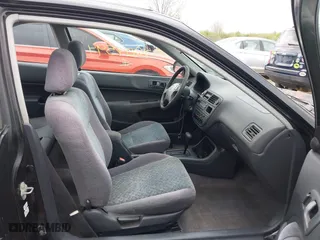 1997 Honda Civic EX with VIN 1HGEJ8242VL044722, listed as a IAAI auction lot 42045941 with 266,481 mi miles. Bid and sale history available at carsss.com. Image 5.