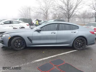 2020 BMW 8 Series M850i with VIN WBAGV8C05LCD67134, listed as a IAAI auction lot 41047470 with 1 mi miles. Bid and sale history available at carsss.com. Image 14.