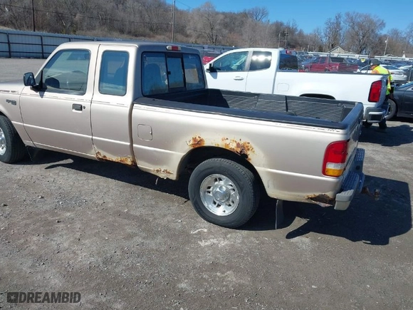 1996 Ford Ranger XL with VIN 1FTCR14U2TPB53948, listed as a IAAI auction lot 41866170 with 164,675 mi miles. Bid and sale history available at carsss.com. Image 3.