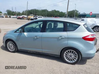 2013 Ford C-Max SEL with VIN 1FADP5BU0DL545491, listed as a IAAI auction lot 42091433 with 133,907 mi miles. Bid and sale history available at carsss.com. Image 14.