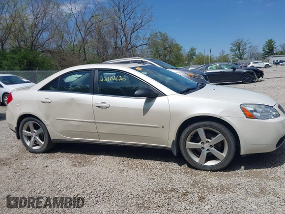 2008 Pontiac G6 GT with VIN 1G2ZH57N184175266, listed as a IAAI auction lot 42102626 with 175,685 mi miles. Bid and sale history available at carsss.com. Image 13.