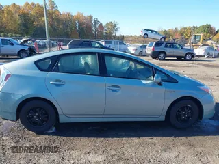2015 Toyota Prius Four with VIN JTDKN3DU6F1891116, listed as a IAAI auction lot 40689158 with 210,876 mi miles. Bid and sale history available at carsss.com. Image 14.