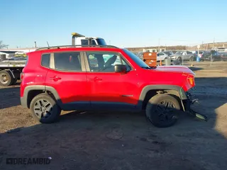 2018 Jeep Renegade Upland Edition with VIN ZACCJBAB0JPH93740, listed as a IAAI auction lot 41705533 with 68,178 mi miles. Bid and sale history available at carsss.com. Image 13.