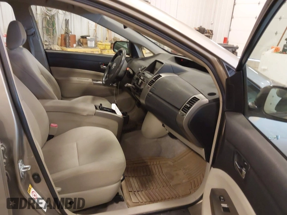 2008 Toyota Prius z VIN JTDKB20U883453360, wystawiony jako IAAI lot #42039236 z przebiegiem 186 192 mil mil oraz . Historia ofert i sprzedaży dostępna na DreamBid. Obrazek 5.