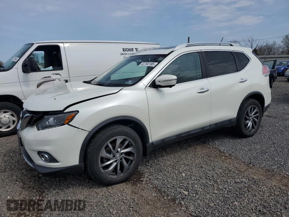 2015 Nissan Rogue SL with VIN 5N1AT2MV6FC798214, listed as a Copart auction lot 52792185 with 111,981 mi miles and Salvage Title. Bid and sale history available at carsss.com. Image 1.