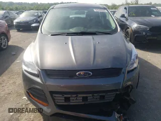 2013 Ford Escape S with VIN 1FMCU0F76DUB00443, listed as a Copart auction lot 52948933 with 38,758 mi miles and Salvage Title. Bid and sale history available at carsss.com. Image 5.