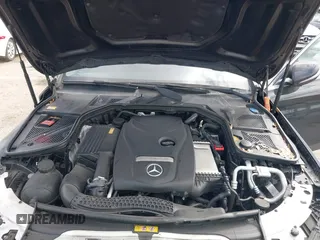 2015 Mercedes-Benz C 300 Luxury with VIN 55SWF4KB4FU000817, listed as a IAAI auction lot 41565974 with 102,223 mi miles and . Bid and sale history available at carsss.com. Image 10.