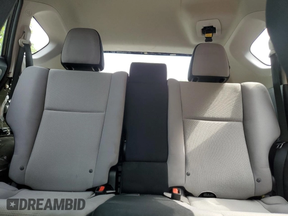 2016 Toyota RAV4 XLE with VIN 2T3RFREV6GW488911, listed as a Copart auction lot 60407195 with 110,517 mi miles and Salvage title. Bid and sale history available at DreamBid. Image 10.