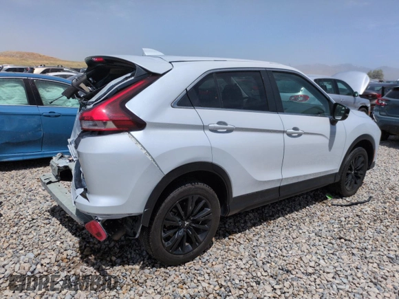 2023 Mitsubishi Eclipse Cross LE z VIN JA4ATVAA1PZ028115, wystawiony jako Copart lot #56330525 z przebiegiem 32 549 mil mil oraz Szkoda całkowita • Salvage title. Historia ofert i sprzedaży dostępna na DreamBid. Obrazek 3.