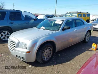 2005 Chrysler 300 with VIN 2C3JA43RX5H569173, listed as a IAAI auction lot 41618421 with 126,019 mi miles. Bid and sale history available at carsss.com. Image 2.