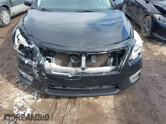 2015 Nissan Altima 2.5 S with VIN 1N4AL3AP0FC466159, listed as a IAAI auction lot 41617703 with 82,310 mi miles. Bid and sale history available at carsss.com. Image 6.