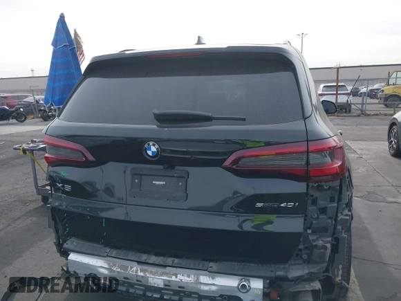 2022 BMW X5 sDrive40i with VIN 5UXCR4C07N9J90418, listed as a IAAI auction lot 40994119 with 50,011 mi miles. Bid and sale history available at carsss.com. Image 16.