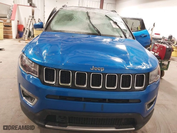 2020 Jeep Compass Limited with VIN 3C4NJDCB4LT159117, listed as a IAAI auction lot 41428741 with 59,337 mi miles. Bid and sale history available at carsss.com. Image 12.