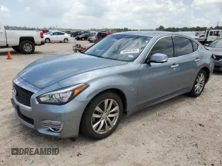 2018 Infiniti Q70 Luxe with VIN JN1BY1AR4JM220422, listed as a Copart auction lot 64843284 with 122,252 mi miles and Salvage title. Bid and sale history available at DreamBid. Image 1.