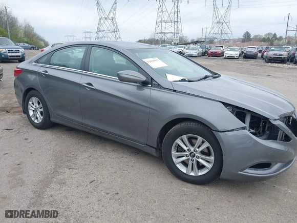 2013 Hyundai Sonata GLS with VIN 5NPEB4AC1DH577614, listed as a IAAI auction lot 42010925 with 95,518 mi miles. Bid and sale history available at carsss.com. Image 1.