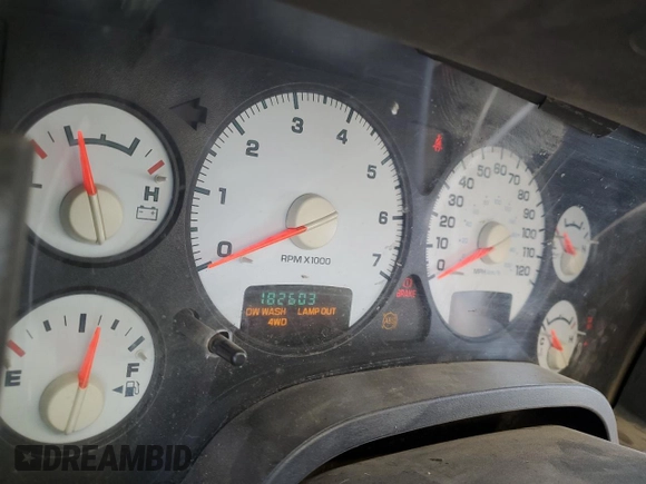 2004 Dodge 2500 SLT z VIN 3D3KU28D94G122736, wystawiony jako Copart lot #75516614 z przebiegiem 182 603 mil mil oraz Szkoda całkowita • Salvage title. Historia ofert i sprzedaży dostępna na DreamBid. Obrazek 9.