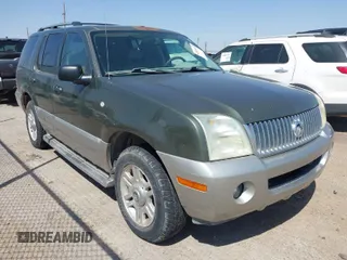 2003 Mercury Mountaineer Convenience with VIN 4M2ZU86K03ZJ05795, listed as a IAAI auction lot 42034035 with 204,332 mi miles. Bid and sale history available at carsss.com. Image 1.