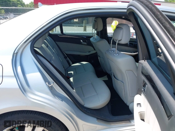 2011 Mercedes-Benz E 350 Luxury with VIN WDDHF2EB2BA295080, listed as a IAAI auction lot 42430874 with 263,106 mi miles and . Bid and sale history available at DreamBid. Image 8.