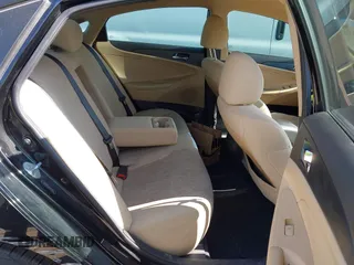 2013 Hyundai Sonata GLS z VIN 5NPEB4AC8DH553567, wystawiony jako IAAI lot #42370521 z przebiegiem 143 295 mil mil oraz . Historia ofert i sprzedaży dostępna na DreamBid. Obrazek 8.