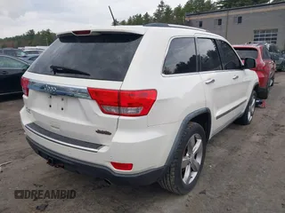 2011 Jeep Grand Cherokee Limited z VIN 1J4RR5GT7BC527409, wystawiony jako IAAI lot #42031392 z przebiegiem 195 186 mil mil oraz . Historia ofert i sprzedaży dostępna na DreamBid. Obrazek 4.