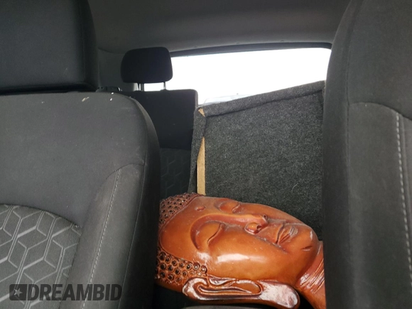 2021 Mitsubishi Outlander ES z VIN JA4ARUAU1MU010564, wystawiony jako Copart lot #56552645 z przebiegiem 86 994 mil mil oraz Czysty tytuł • Clean title. Historia ofert i sprzedaży dostępna na DreamBid. Obrazek 10.