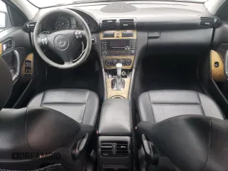 2007 Mercedes-Benz C 230 Sport с VIN WDBRF52H47F921486, выставлен на аукционе Copart как лот 63609215 с пробегом 186 189 миль миль и Чистый • Clean title. История ставок и продаж доступна на DreamBid. Изображение 8.