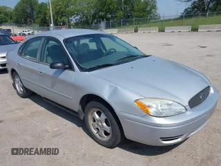 2006 Ford Taurus SE z VIN 1FAFP53U96A147038, wystawiony jako IAAI lot #42470342 z przebiegiem 130 335 mil mil oraz . Historia ofert i sprzedaży dostępna na DreamBid. Obrazek 1.